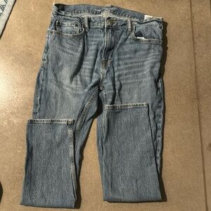 Old Navy Relaxed Slim Taper Jean
